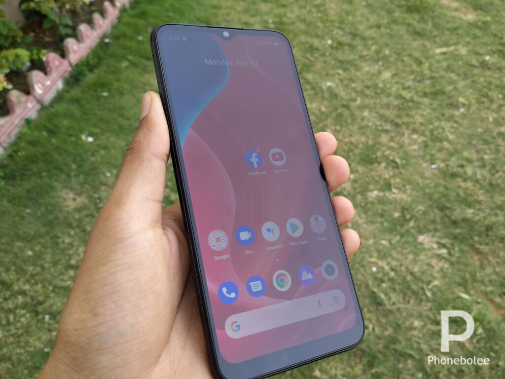 Realme C21 front